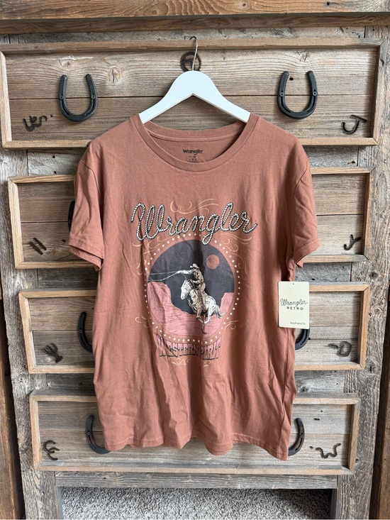 Wrangler Tops - Women’s Oversized Wrangler Tshirt
